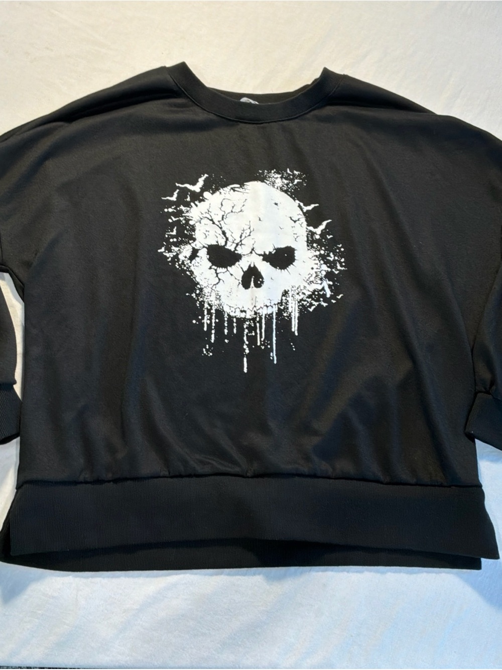 Womens Graphic Skull Goth Black Sweatshirt Pullover Size XL Zeagoo